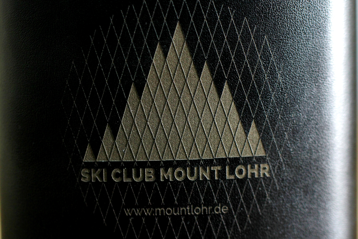 Lasergravur Leder Flachmann Ski Club Lohr