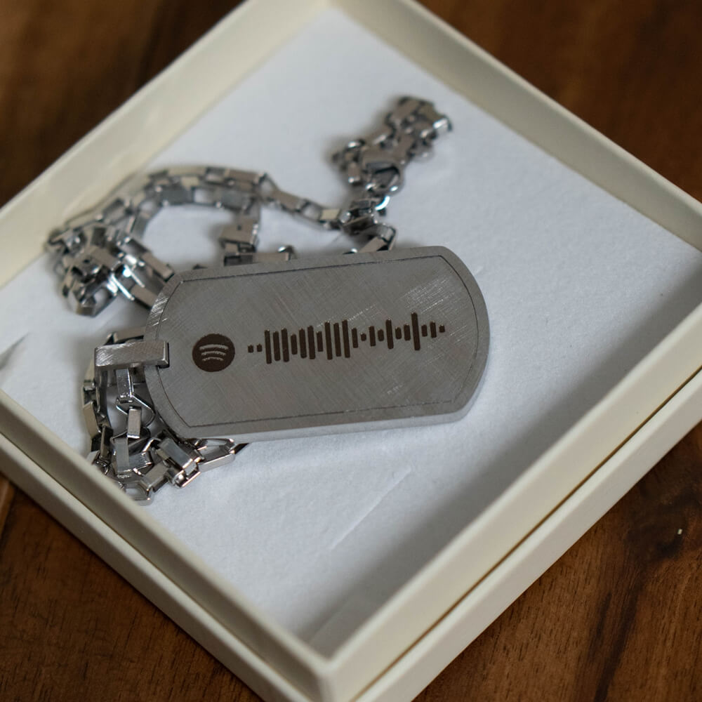 Dogtag Gravur mit Song Lied